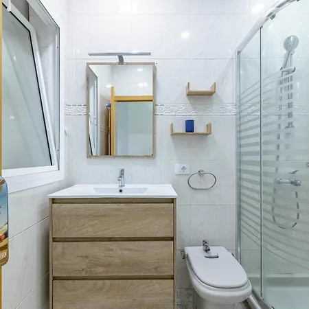 Las Canteras Apartamento En El Centro De La Ciudad By Alterhome شقة