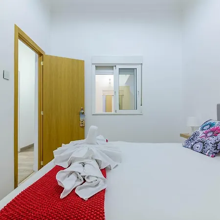 Las Canteras Apartamento En El Centro De La Ciudad By Alterhome شقة *