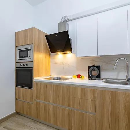 Las Canteras Apartamento En El Centro De La Ciudad By Alterhome لاس بالماس دي غران كاناريا